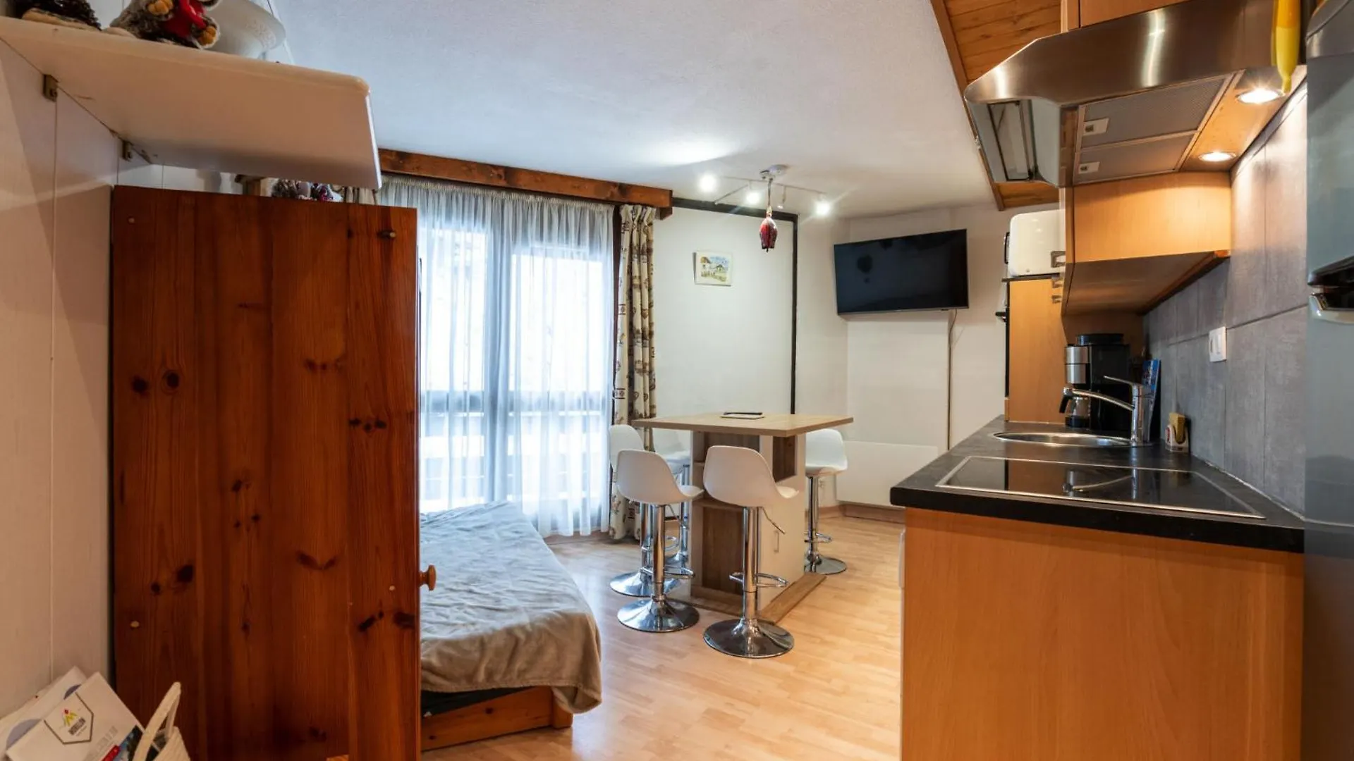 Apartment Praz Des Esserts By Interhome Morillon